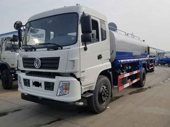 D913東風14噸灑水車