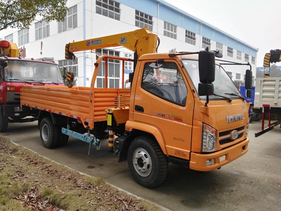 唐駿隨車(chē)吊