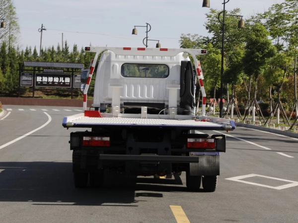 國六東風(fēng)大多利卡黃牌一拖二清障車