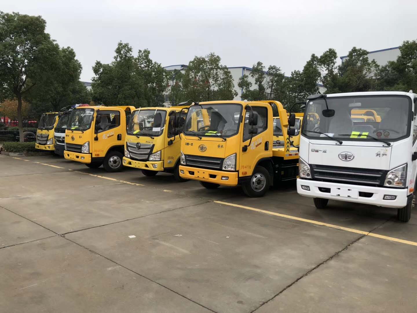 國(guó)六解放虎V藍(lán)牌清障車(chē)