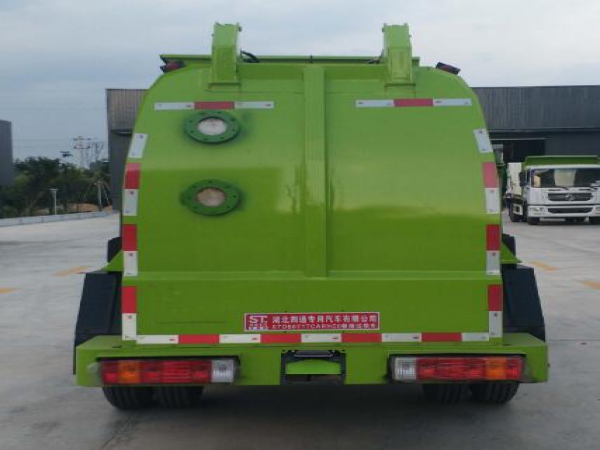 一汽輕卡國六餐廚垃圾車