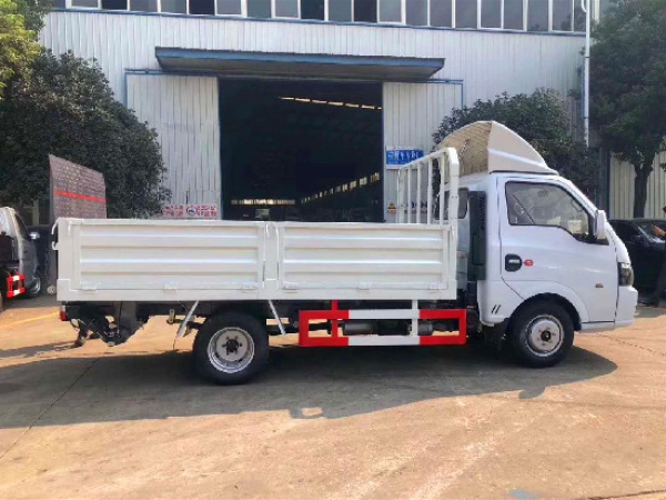 東風(fēng)途逸國六桶裝垃圾運(yùn)輸車