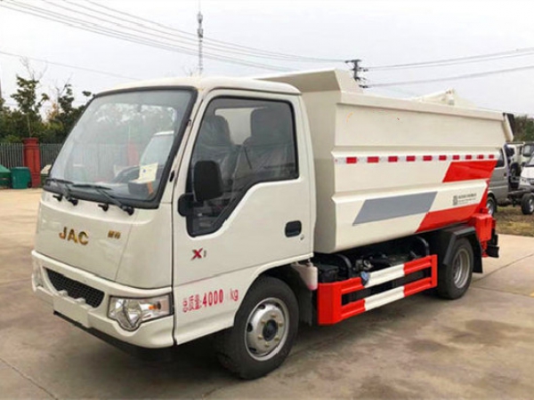江淮康鈴國六4方后掛桶自裝卸式垃圾車