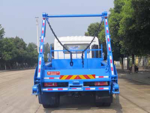 東風專底國六8~12方擺臂式垃圾車