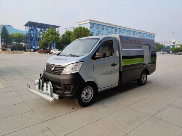 長(zhǎng)安2.5方路面養(yǎng)護(hù)車，清洗車多少錢(qián)