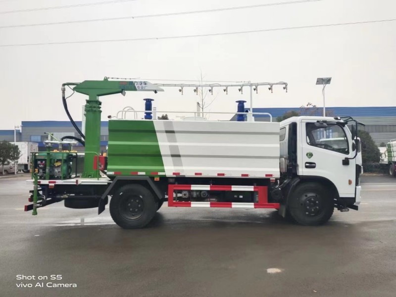 東風(fēng)8噸鐵路抑塵車
