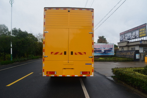 東風(fēng)天龍前四后八應(yīng)急電源車
